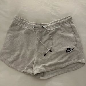 Nike Crew Shorts